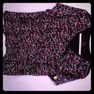 Women’s X-Large infinity scrub top